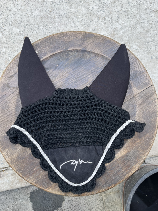 Bonnet Dyon anti bruit noir (poney) occasion