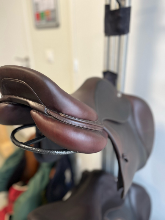 Selle obstacle CWD SE02 17,5 pouces (2019) occasion