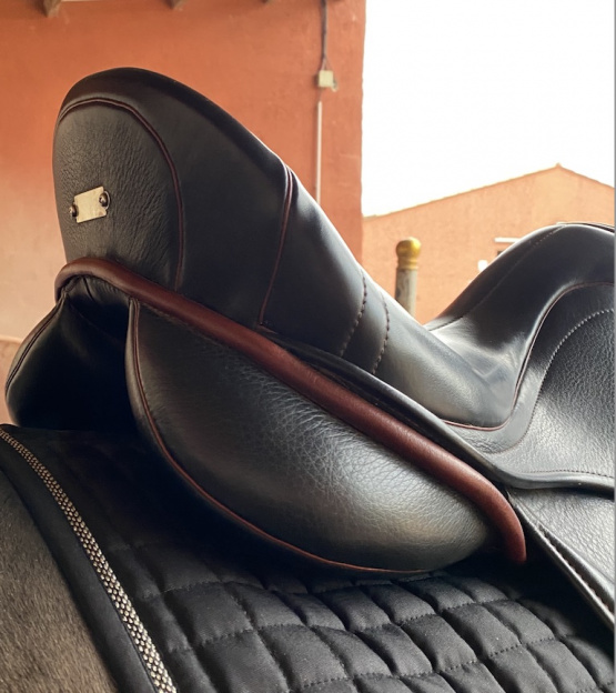 Selle dressage Zaldi 17,5 pouces (2021) occasion