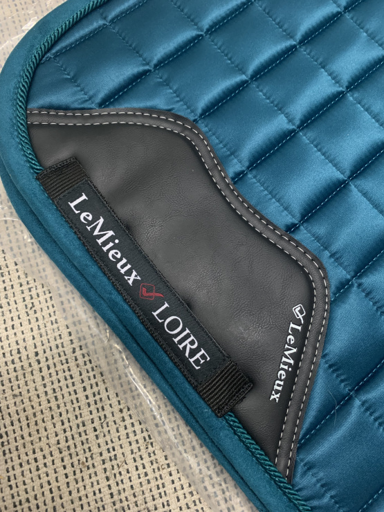 Tapis de selle LeMieux Loire dressage vert (cheval) neuf occasion