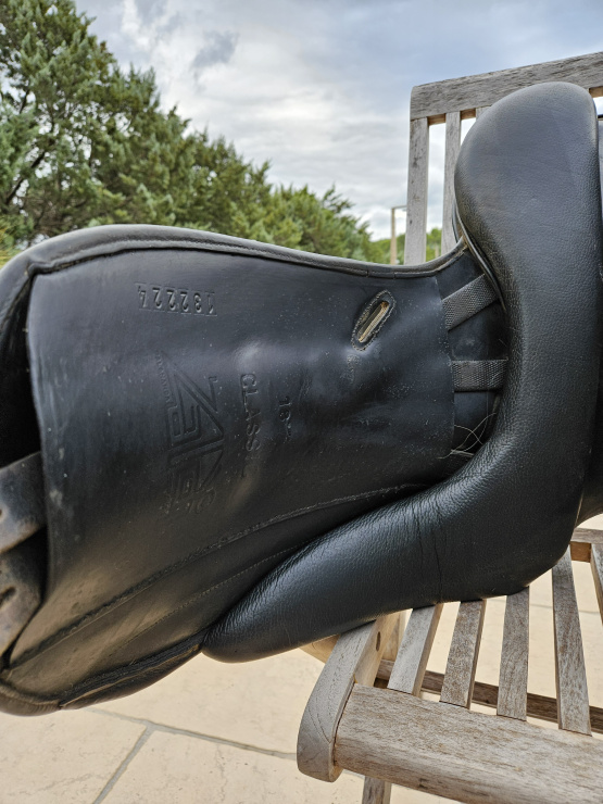 Selle de dressage Zaldi 18 pouces occasion