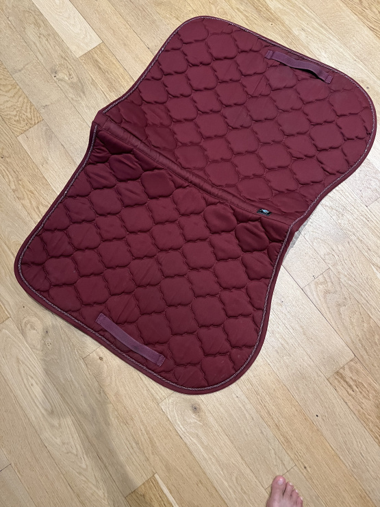 Tapis de selle Riding World bordeaux occasion