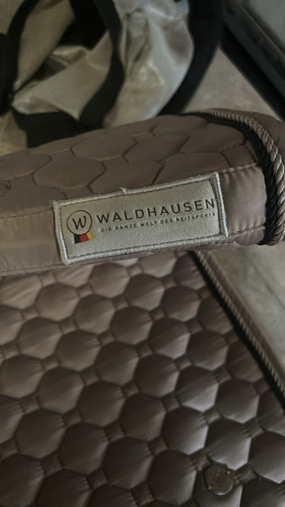 Tapis de selle Waldhausen marron occasion