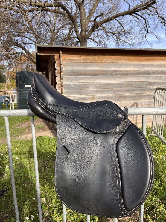 Selle mixte Privilège Équitation Lamotte 17,5 pouces (2018) occasion