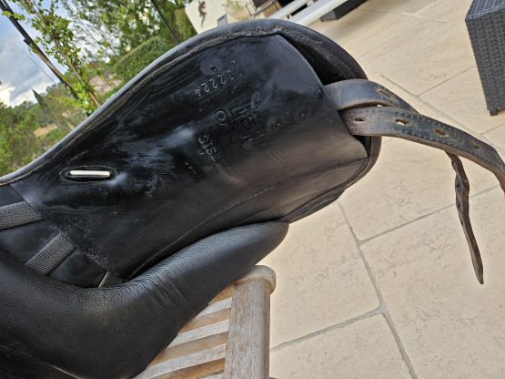 Selle de dressage Zaldi 18 pouces occasion