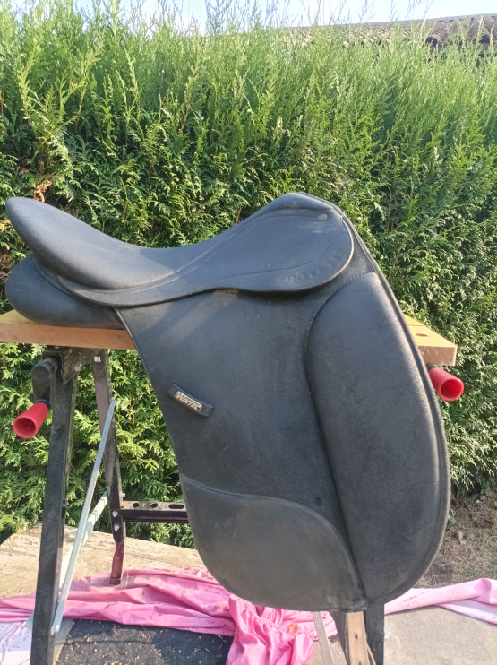 Selle dressage Wintec Pro 17 pouces occasion