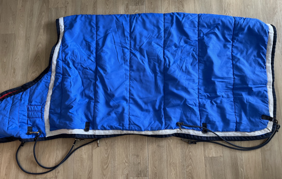 Couverture imperméable 130 cm occasion