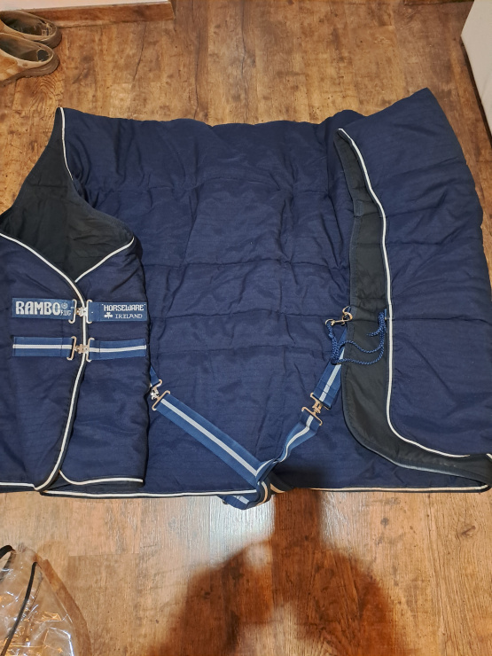 Couverture écurie Horseware Rambo 400g bleu 145 cm occasion