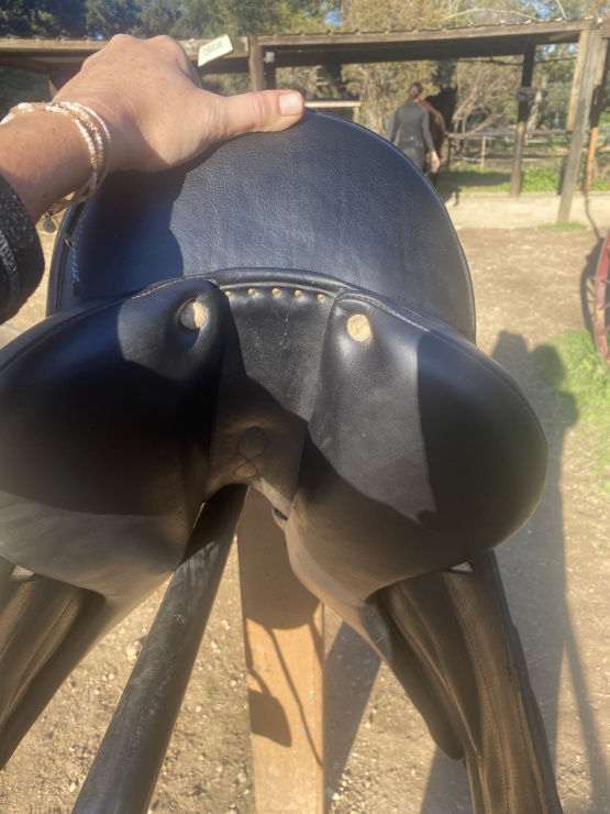 Selle dressage Antarès 18 pouces (2013) occasion