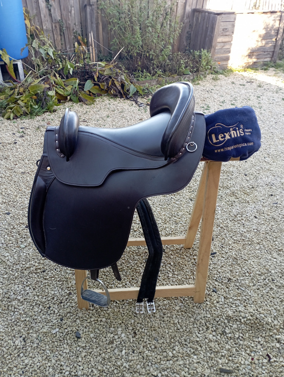 Selle hispanique Lexhis Potrera 18 pouces occasion