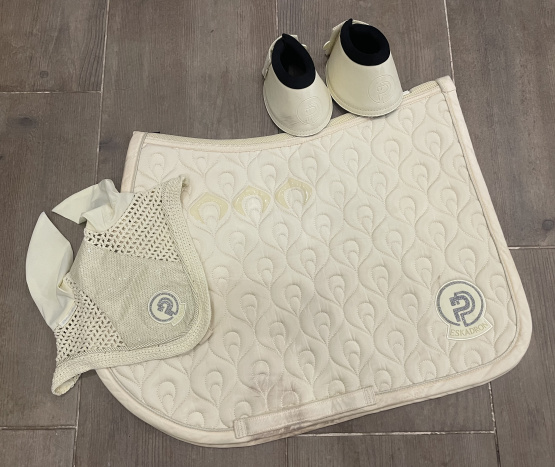 Lot tapis de selle & bonnet Eskadron et cloches (cheval) occasion