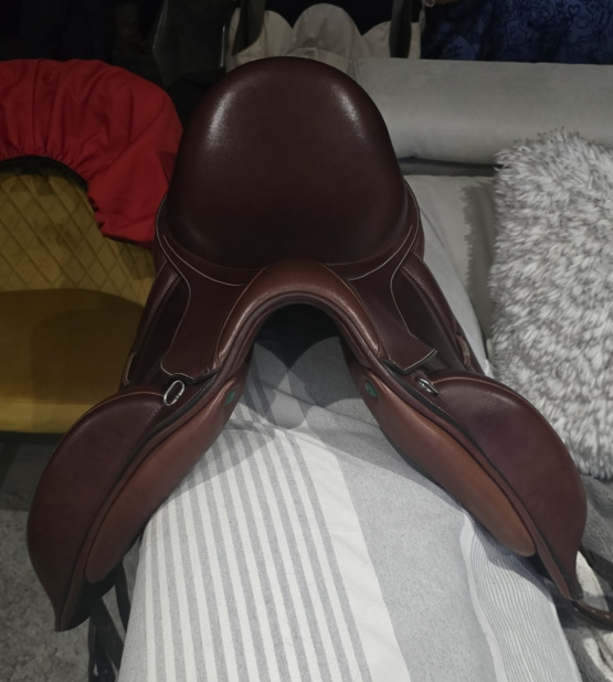 Selle dressage Equipe Viktoria 17 pouces (2015) occasion