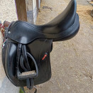 Selle dressage Équipe 18 pouces occasion