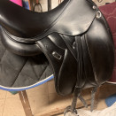 Selle dressage Devoucoux Makila S 17 pouces (2019) occasion