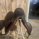 Selle dressage Equipe Viktoria 17 pouces (2023) neuf occasion