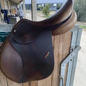 Selle mixte Equestro 17 pouces (2019) occasion