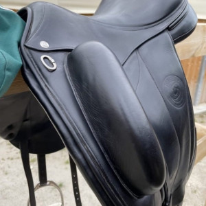 Selle dressage Forestier Aachen 17,5 pouces (2019) occasion