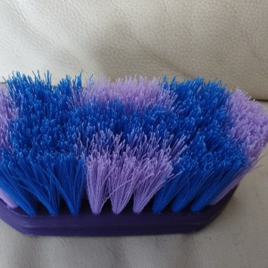 Brosse dure Hippotonic violet et bleu (neuf) occasion