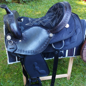 Selle Western cuir noir occasion