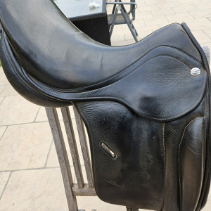 Selle de dressage Zaldi 18 pouces occasion