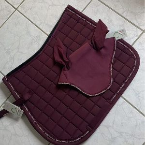 Lot tapis de selle & bonnet Lauria Garrelli rouge (cheval) neuf occasion