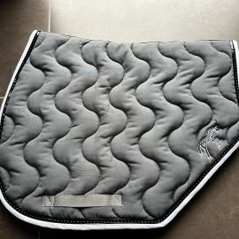 Tapis de selle Pénélope gris