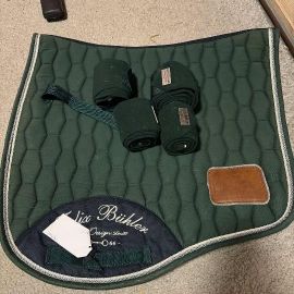 Tapis de selle Félix Bühler vert (cheval) et bandes X4 (poney)