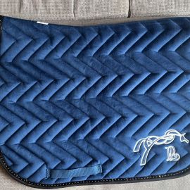 Tapis de selle Pénélope Leprevost bleu (cheval)